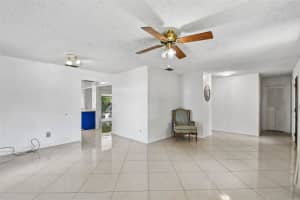 13635 BERKSHIRE COURT, GRAND ISLAND, FL 32735 - MLS#MFRTB8491339