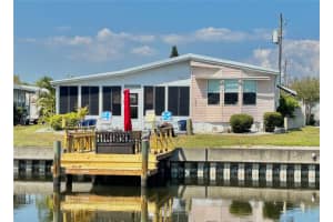 102 AMERICANA COURT, ST PETERSBURG, FL 33702 - MLS#MFRTB8491401