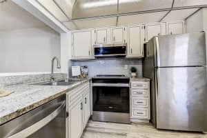 12300 VONN ROAD, LARGO, FL 33774 - MLS#MFRTB8491408