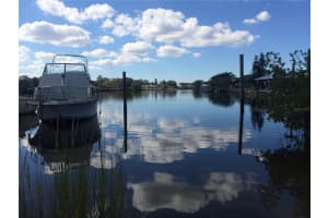 609 1ST AVE NW, RUSKIN, FL 33570 - MLS#MFRTB8491436