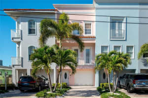 140 BRIGHTWATER DRIVE, CLEARWATER BEACH, FL 33767 - MLS#MFRTB8491448