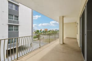 750 4TH AVENUE, ST PETERSBURG, FL 33701 - MLS#MFRTB8491471