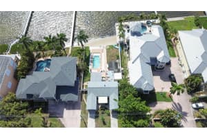 950 Weedon Dr Ne, ST PETERSBURG