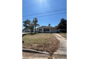 300 94TH AVENUE, ST PETERSBURG, FL 33702 - MLS#MFRTB8491603