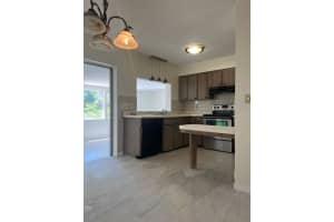 300 94TH AVENUE, ST PETERSBURG, FL 33702 - MLS#MFRTB8491603