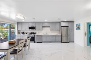 8825 OAK STREET, RIVERVIEW, FL 33578 - MLS#MFRTB8491605