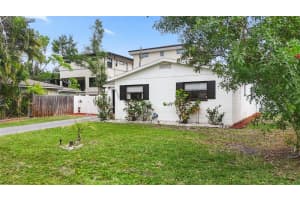 1920 NEW HAMPSHIRE AVENUE, ST PETERSBURG, FL 33703 - MLS#MFRTB8491638