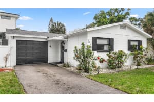 1920 NEW HAMPSHIRE AVENUE, ST PETERSBURG, FL 33703 - MLS#MFRTB8491638