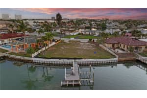 7821 3RD AVENUE, ST PETERSBURG, FL 33707 - MLS#MFRTB8491647