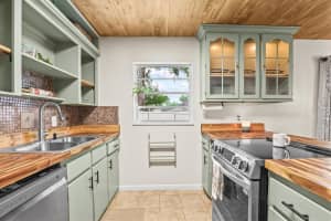 1707 HUGHES DRIVE, PLANT CITY, FL 33563 - MLS#MFRTB8491724