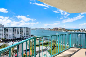 670 ISLAND WAY, CLEARWATER BEACH, FL 33767 - MLS#MFRTB8491747