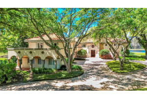 1043 GUISANDO DE AVILA, TAMPA, FL 33613 - MLS#MFRTB8491820