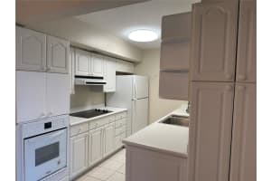 10355 PARADISE BOULEVARD, TREASURE ISLAND, FL 33706 - MLS#MFRTB8491853