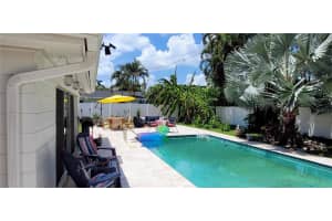1279 86TH AVENUE, ST PETERSBURG, FL 33702 - MLS#MFRTB8491931