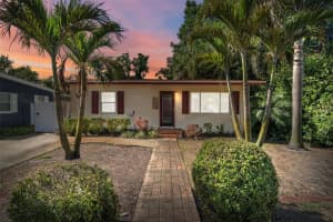 5514 16th Ave S, GULFPORT