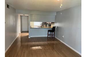 5052 TERRACE CLUB LANE, TAMPA, FL 33617 - MLS#MFRTB8491955