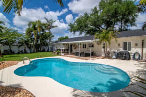 6468 17TH TERRACE, ST PETERSBURG, FL 33710 - MLS#MFRTB8491991