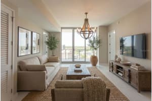 400 CENTRAL AVENUE, ST PETERSBURG, FL 33701 - MLS#MFRTB8492061