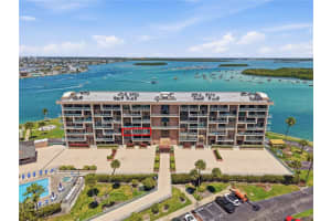 1 KEY CAPRI #306E, TREASURE ISLAND, FL 33706 - MLS#MFRTB8492071