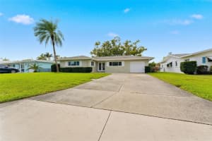 12694 138TH LANE, LARGO, FL 33774 - MLS#MFRTB8492085