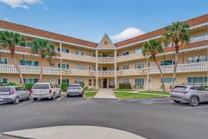 2040 WORLD PARKWAY BOULEVARD, CLEARWATER, FL 33763 - MLS#MFRTB8492089