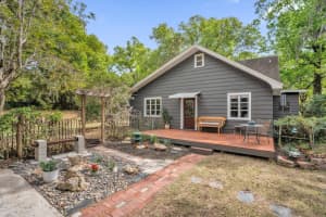 331 OLD EUSTIS ROAD, MOUNT DORA, FL 32757 - MLS#MFRTB8492168