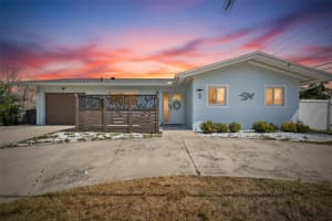 2 79th St S, ST PETERSBURG