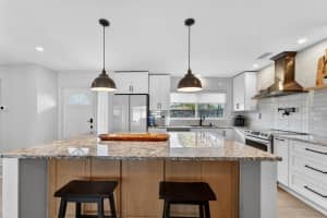 2 79TH STREET, ST PETERSBURG, FL 33707 - MLS#MFRTB8492182