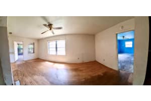 1621 15TH AVENUE, GAINESVILLE, FL 32641 - MLS#MFRTB8492296