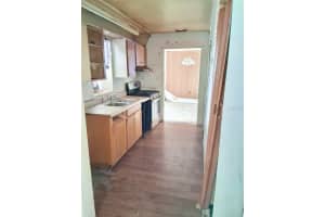 1621 15TH AVENUE, GAINESVILLE, FL 32641 - MLS#MFRTB8492296