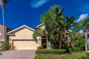 10639 HATTERAS DRIVE, TAMPA, FL 33615 - MLS#MFRTB8492313