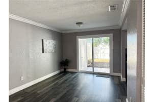 5229 TENNIS COURT CIRCLE, TAMPA, FL 33617 - MLS#MFRTB8492333