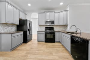 12740 WESTWOOD LAKES BOULEVARD, TAMPA, FL 33626 - MLS#MFRTB8492353