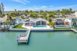 6984 SHORE DRIVE, ST PETERSBURG, FL 33707 - MLS#MFRTB8492407