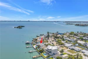 6984 SHORE DRIVE, ST PETERSBURG, FL 33707 - MLS#MFRTB8492407