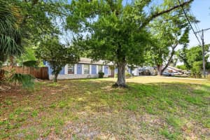 1009 70TH STREET, TAMPA, FL 33619 - MLS#MFRTB8492413