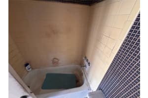 3840 LAKE DRIVE, TAMPA, FL 33614 - MLS#MFRTB8492415