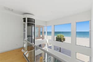 8680 GULF BOULEVARD, TREASURE ISLAND, FL 33706 - MLS#MFRTB8492418