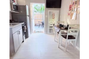 1214 BAY PINE BOULEVARD, INDIAN ROCKS BEACH, FL 33785 - MLS#MFRTB8492452
