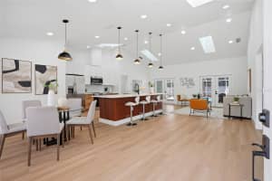 4816 79TH AVENUE PLAZA, SARASOTA, FL 34243 - MLS#MFRTB8492465