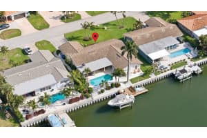 1971 MASSACHUSETTS AVENUE, ST PETERSBURG, FL 33703 - MLS#MFRTB8492503