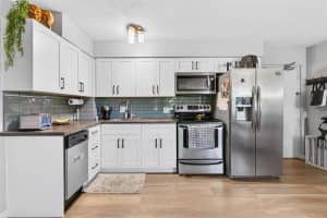 11447 PARK BOULEVARD, SEMINOLE, FL 33772 - MLS#MFRTB8492562