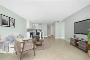 450 TREASURE ISLAND CAUSEWAY, TREASURE ISLAND, FL 33706 - MLS#MFRTB8492571