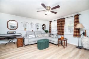 989 8TH AVENUE, LARGO, FL 33770 - MLS#MFRTB8492579