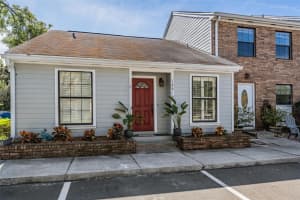 14818 WINDING CREEK COURT, TAMPA, FL 33613 - MLS#MFRTB8492587