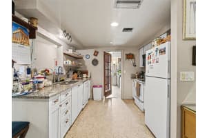 5301 ANGELES AVENUE, SARASOTA, FL 34235 - MLS#MFRTB8492605