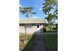 201 KINGS BOULEVARD, SUN CITY CENTER, FL 33573 - MLS#MFRTB8492660