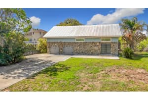 2445 GLENVIEW DRIVE, LAND O LAKES, FL 34639 - MLS#MFRTB8492684