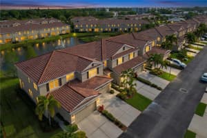 597 52ND TERRACE, ST PETERSBURG, FL 33703 - MLS#MFRTB8492733