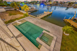 11460 7TH STREET, TREASURE ISLAND, FL 33706 - MLS#MFRTB8492820